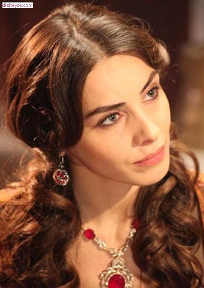 Modern Mahidevran 12
