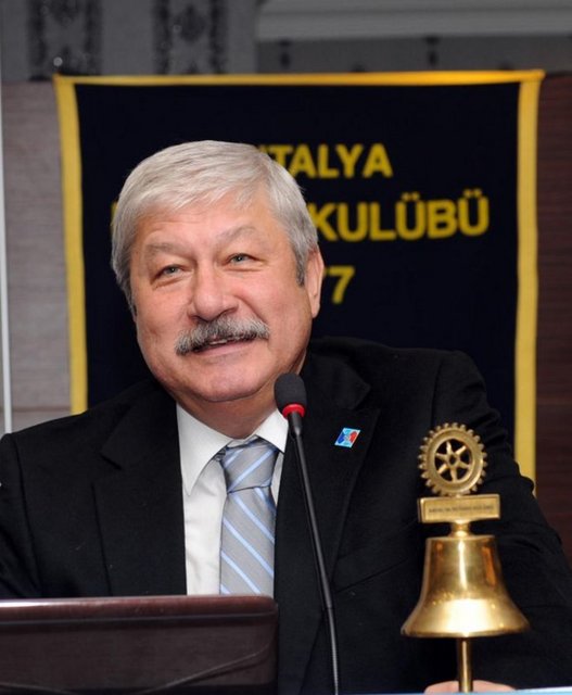 AK Parti, CHP ve MHP'nin belediye başkan adayları 25