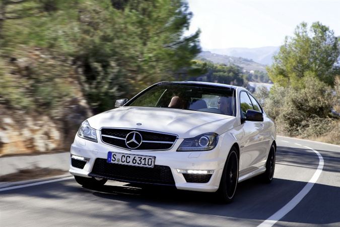 Mercedes C63 AMG Rekabete Hazır! Foto Galeri Arabam.com 30