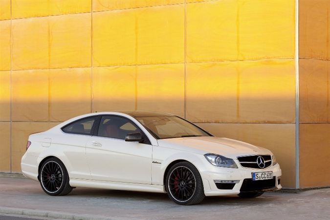 Mercedes C63 AMG Rekabete Hazır! Foto Galeri Arabam.com 33