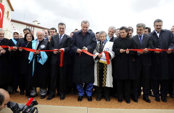 Başbakan'ın ilk mitingi 5