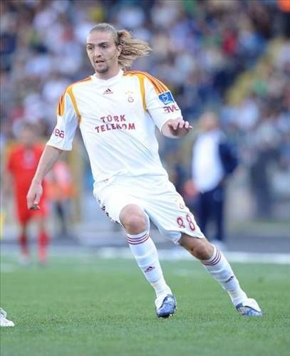 Hangi futbolcu nerede doğdu 33