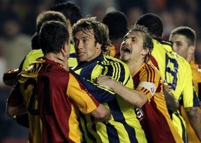 Futbol değil meydan muharebesi 25