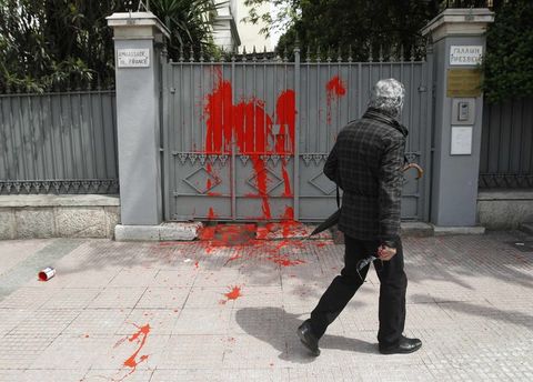27 dilde 1 Mayıs! 150