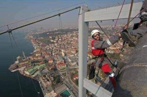 Onların işi tehlike 25