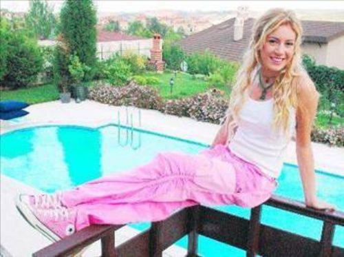 Bu ünlüler bir kaç kez öldü 8