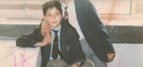 Ünlülerin çocukluk halleri 18