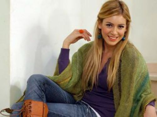 Sinem Kobal 43