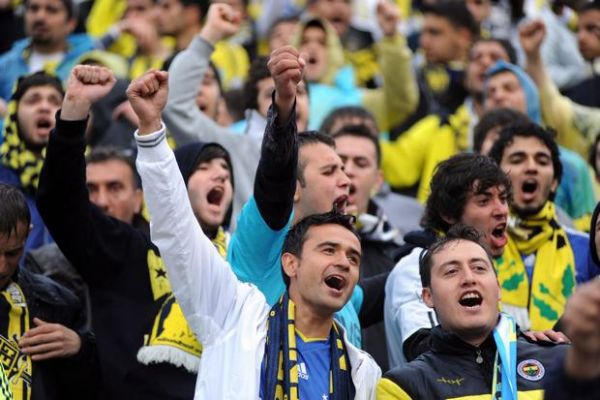 ŞAMPİYON FENERBAHÇE.. 111