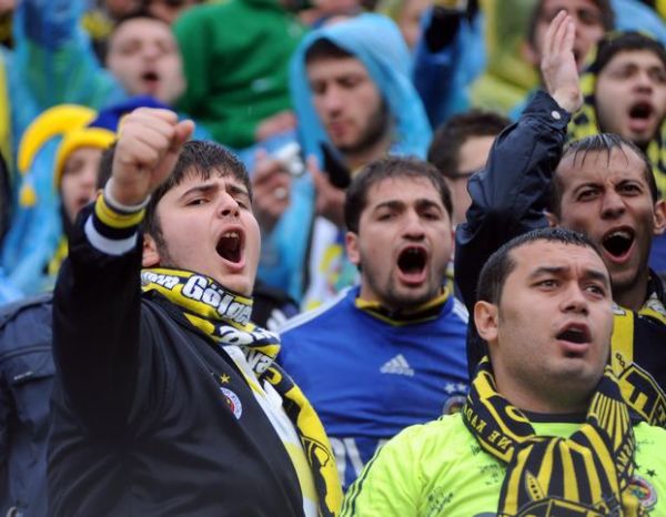 ŞAMPİYON FENERBAHÇE.. 114