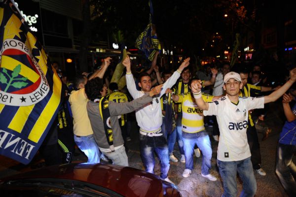 ŞAMPİYON FENERBAHÇE.. 16