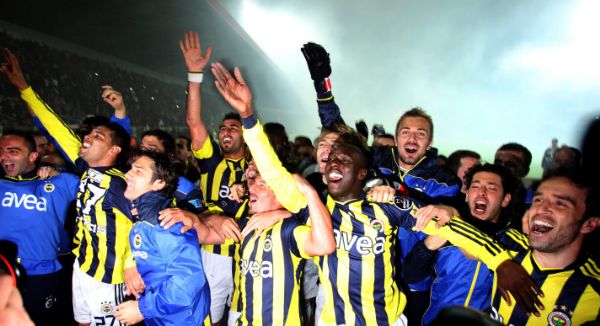 ŞAMPİYON FENERBAHÇE.. 17