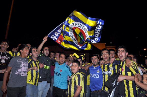 ŞAMPİYON FENERBAHÇE.. 28