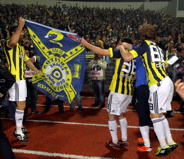 ŞAMPİYON FENERBAHÇE.. 30