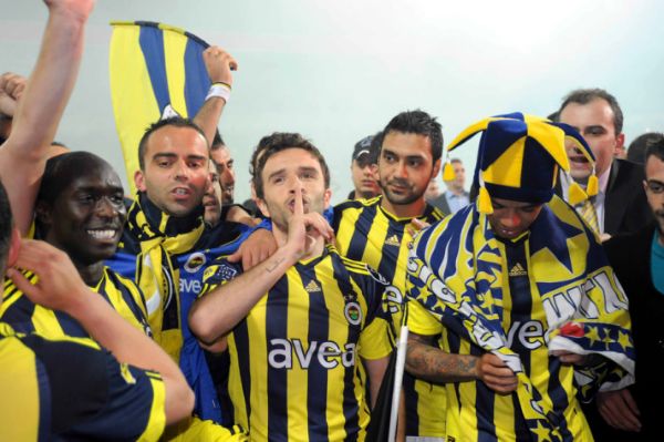 ŞAMPİYON FENERBAHÇE.. 44