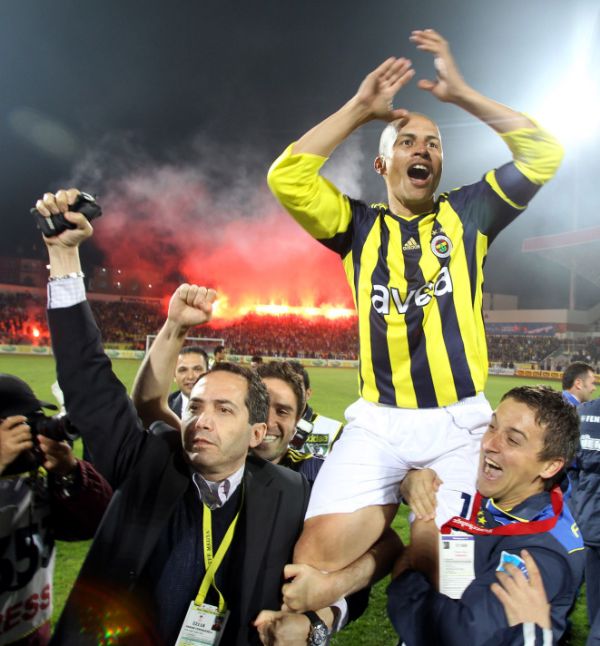 ŞAMPİYON FENERBAHÇE.. 45