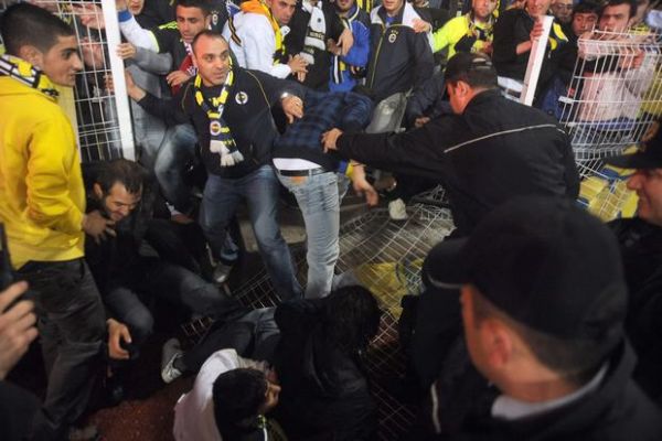 ŞAMPİYON FENERBAHÇE.. 58
