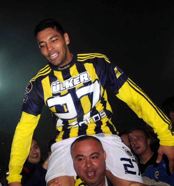 ŞAMPİYON FENERBAHÇE.. 6