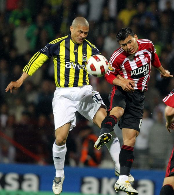 ŞAMPİYON FENERBAHÇE.. 75