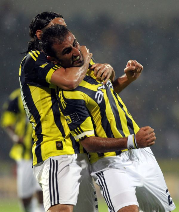 ŞAMPİYON FENERBAHÇE.. 82