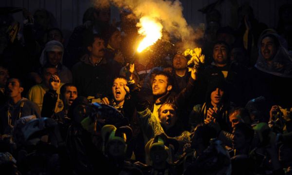 ŞAMPİYON FENERBAHÇE.. 85