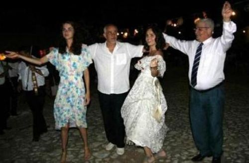 Böyle olur ünlülerin bekarlığa vedası 37