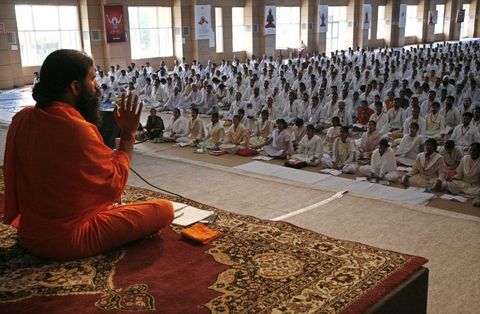 Yoga liderine polis engeli! 19