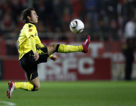 Devlerin gözü onlarda! 44
