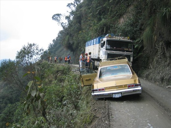 Ölüm yolu 8