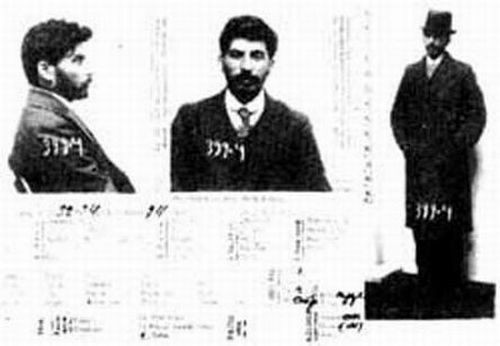 Dünya siyasetine damga vuran politikacıların çocukluk fotoğrafları 75