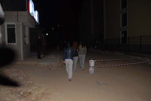 Kız öğrencilerden protesto 1
