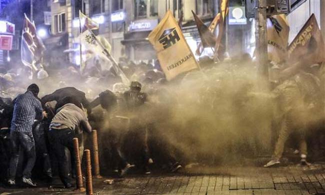 Dünya Türkiye'deki olayları böyle gördü 35