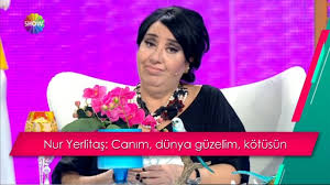 Nur Yerlitaş'ın capsleri gündeme oturdu 1