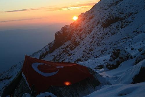 Türkiye'nin zirvesinde güneş böyle doğuyor 11