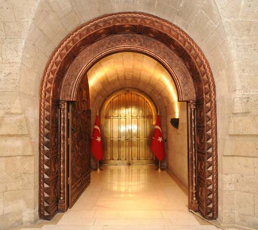 Mühürlü kapı açıldı: Atatürk burada yatıyor 9