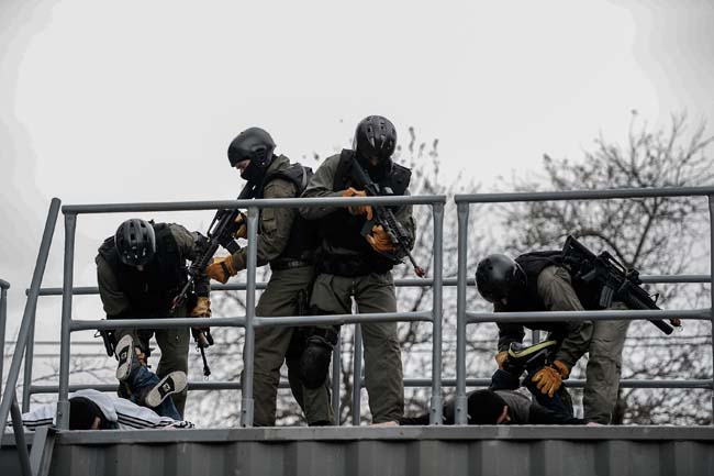 SAT komandolarından gerçek operasyon 40