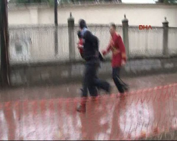 Dolmabahçe'de bomba alarmı! 6
