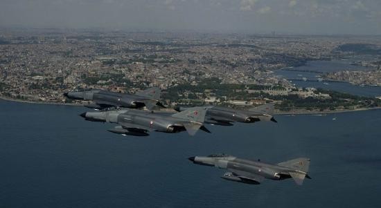 Savaş pilotlarının gözünden Türkiye 14