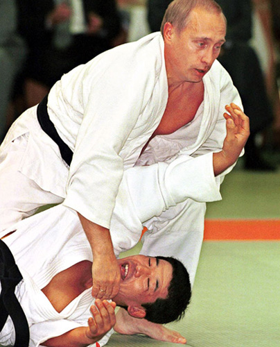 Vladimir Putin Dünya'ya medyan okuyan fotolar 22