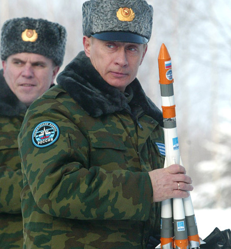 Vladimir Putin Dünya'ya medyan okuyan fotolar 28