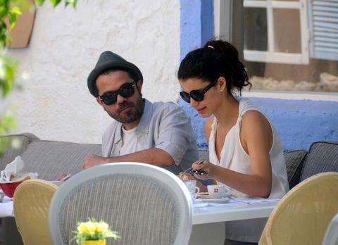 Kenan Doğulu'dan eşi Beren Saat'e doğum günü mesajı 9