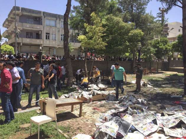 Şanlıurfa, Suruç patlamasından arda kalan fotoğraflar 7