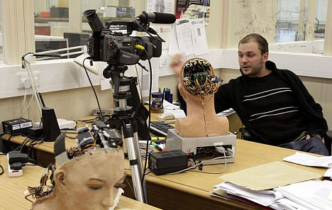 Humanoid çalışmaları gittikçe gelişiyor. 4