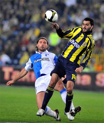 Roberto Carlos Fener'i uçurdu 13