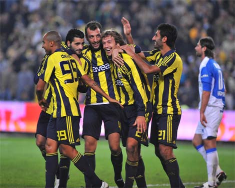 Roberto Carlos Fener'i uçurdu 15