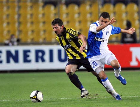 Roberto Carlos Fener'i uçurdu 17