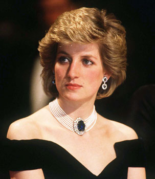 Diana'nın elbiseleri satılıyor 11