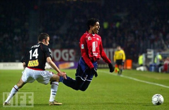 Futbolcuların artistlere taş çıkaran performansı 7
