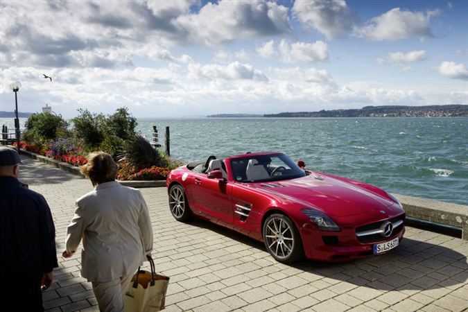 Mercedes SLS AMG Roadster 44