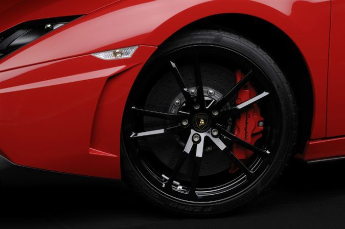 Lamborghini Gallardo LP 570-4 Super Trofeo Stradale 3